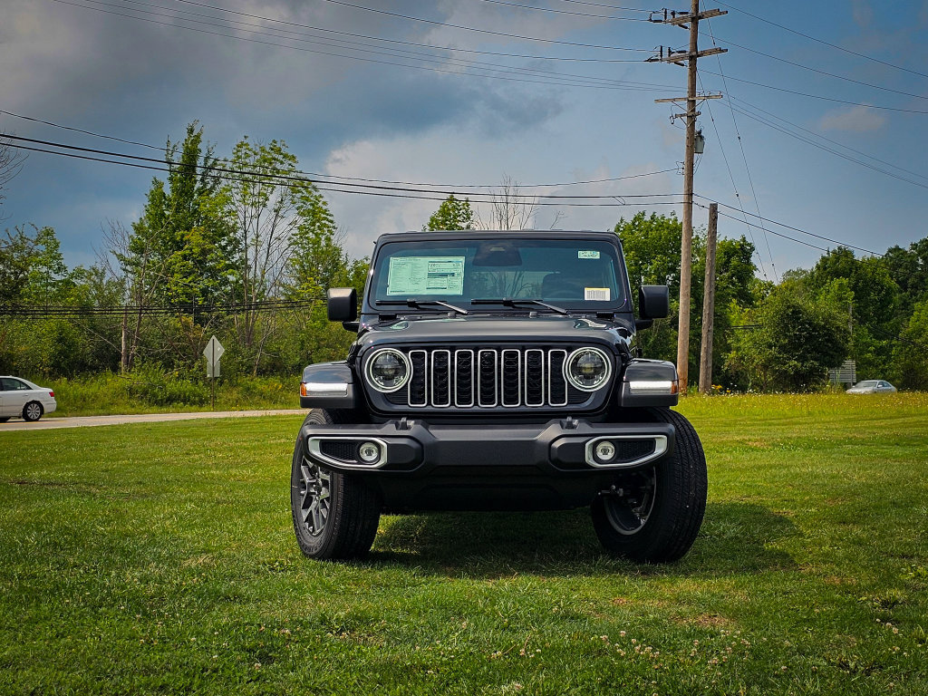 New 2026 Jeep Wrangler Unlimited Sahara AWD/4WD image 8