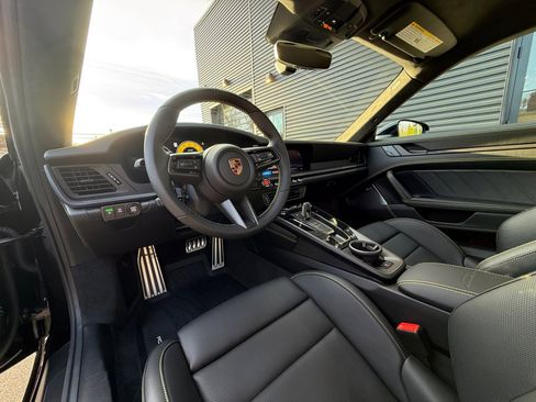 Certified 2026 Porsche 911 Carrera GTS image 4