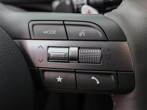 New 2025 Hyundai Sonata Limited image 16