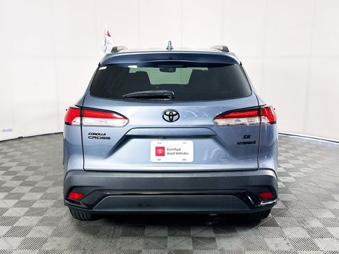 Used 2024 Toyota Corolla Cross AWD Hybrid image 4