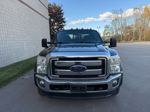 Used 2013 Ford F450 Lariat w/ Lariat Interior Pkg image 2