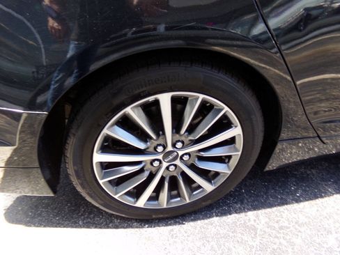 Used 2017 Lincoln MKZ Premiere FWD image 19