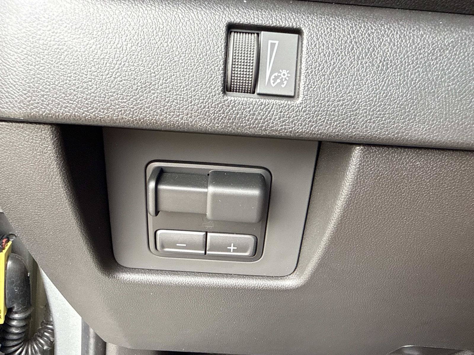 Used 2026 Chevrolet Colorado Trail Boss AWD/4WD image 29