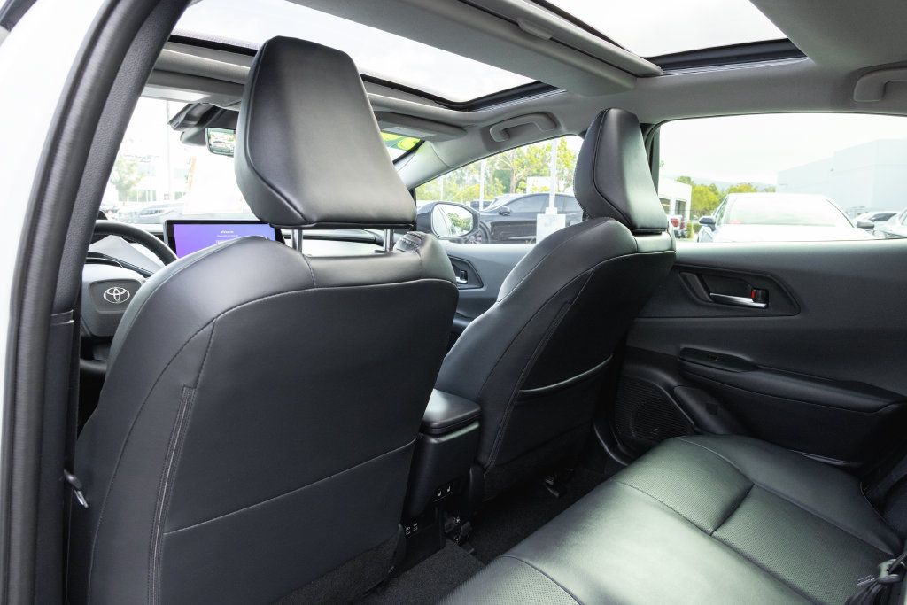 Certified 2025 Toyota Prius Limited FWD image 18