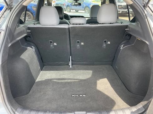 Used 2024 Nissan Kicks SR w/ SR Premium Package FWD image 26