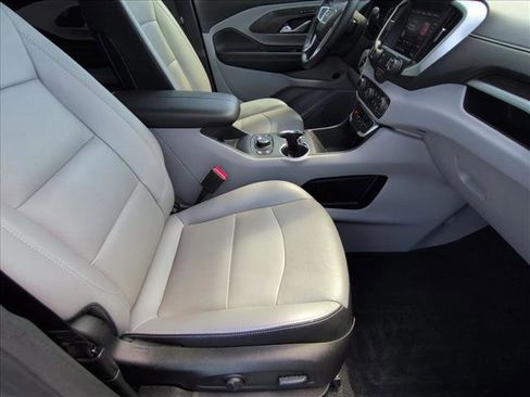 Used 2024 GMC Terrain SLT AWD/4WD image 19