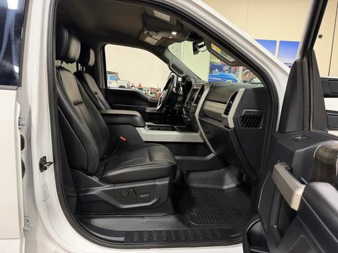 Used 2020 Ford F350 4x4 Crew Cab DRW Super Duty image 40