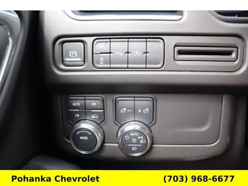 Certified 2024 GMC Yukon SLT AWD/4WD image 18