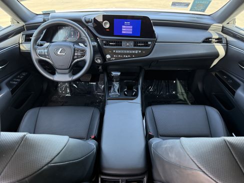 Certified 2024 Lexus ES 350 w/ Accessory Package (Z1) FWD image 29