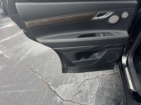 Used 2024 Genesis GV80 3.5T w/ Prestige Package image 21