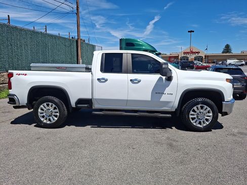 Used 2021 Chevrolet Silverado 2500 W/T w/ WT Convenience Package AWD/4WD image 7