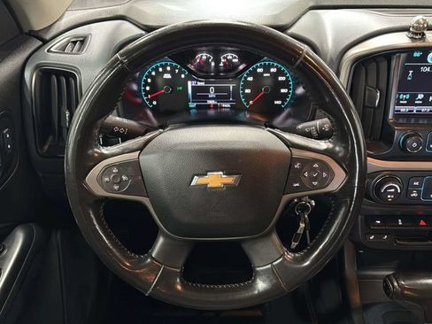 Used 2018 Chevrolet Colorado Z71 AWD/4WD image 15