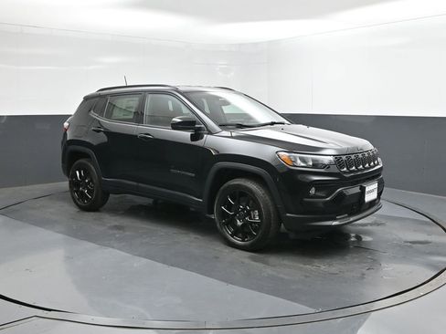 New 2026 Jeep Compass Latitude AWD/4WD image 26