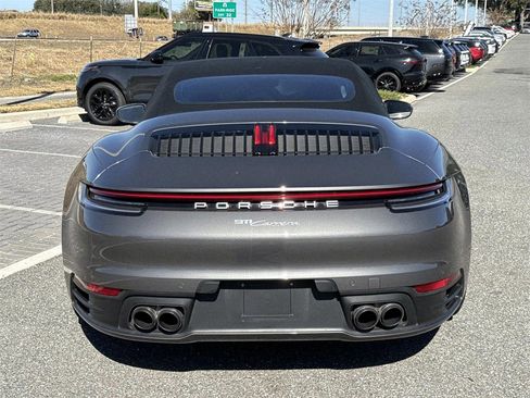Used 2020 Porsche 911 Carrera image 4