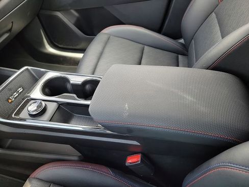 Used 2025 Chevrolet Equinox RS AWD/4WD image 20