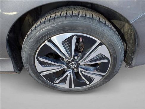 Used 2016 Honda Civic EX-T image 9