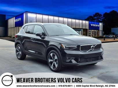 Used 2025 Volvo XC40 B5 Plus w/ Protection Package Premier