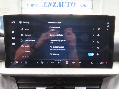 Used 2026 Ford Explorer ST AWD/4WD image 33