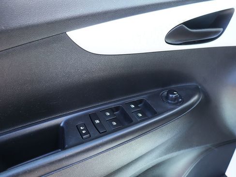 Used 2017 Chevrolet Spark LT image 33