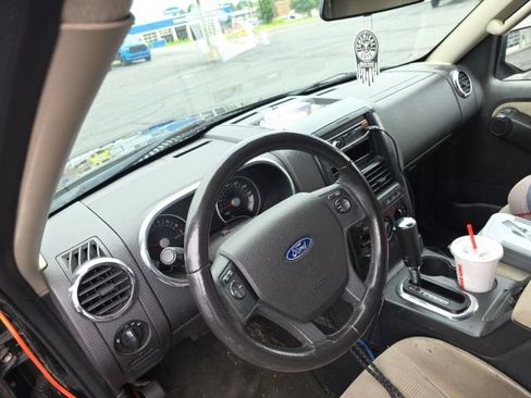 Used 2008 Ford Explorer XLT AWD/4WD image 3