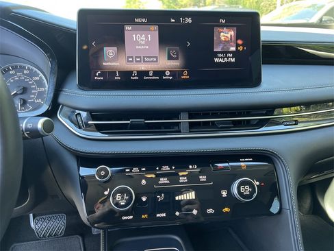 Certified 2025 INFINITI QX60 Pure image 25