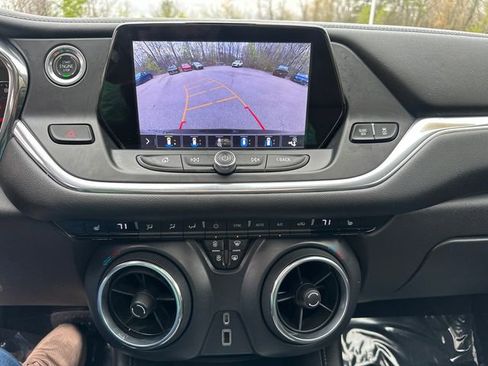 Used 2019 Chevrolet Blazer LT w/ Sun and Wheels Package AWD/4WD image 35