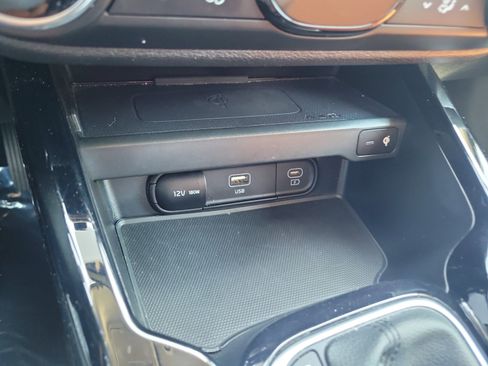 Used 2024 Kia Soul EX w/ Option Group 015 FWD image 36