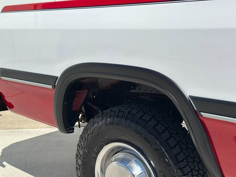 Used 1991 Dodge D/W Truck 250 image 31