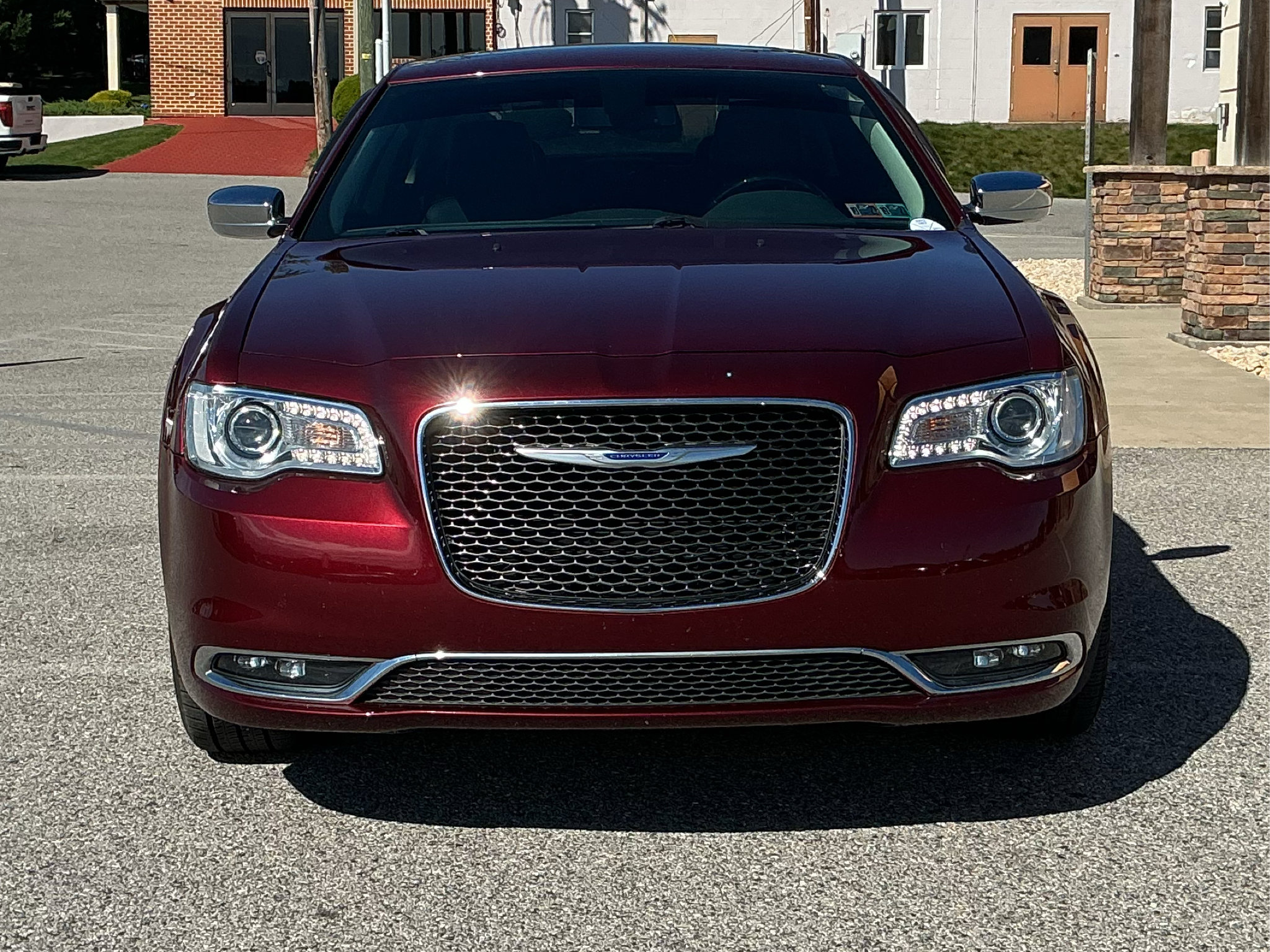 Used 2019 Chrysler 300 Limited AWD/4WD image 10