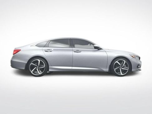 Used 2018 Honda Accord Sport image 42