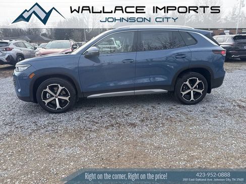 New 2026 Volkswagen Tiguan SE image 3