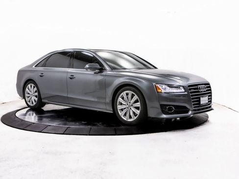 Used 2017 Audi A8 L 3.0T w/ Executive Package image 9