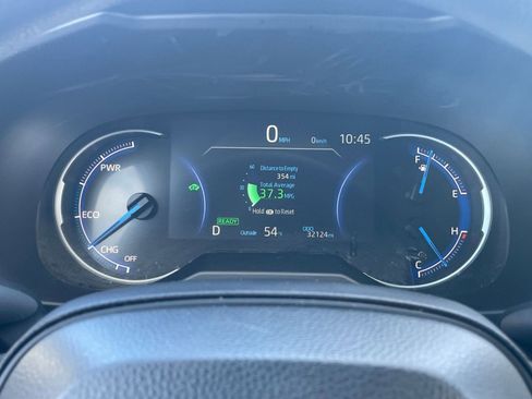 Used 2025 Toyota RAV4 LE image 39