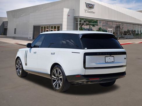 Used 2023 Land Rover Range Rover Long Wheelbase SE AWD/4WD image 4