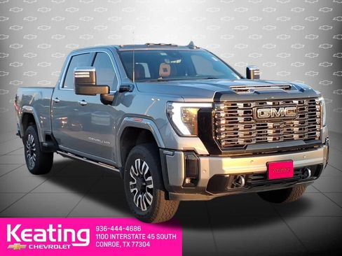 Used 2025 GMC Sierra 2500 Denali Ultimate AWD/4WD image 3