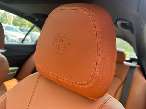 Used 2022 Alfa Romeo Giulia Ti AWD/4WD image 31