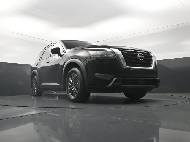 Used 2024 Nissan Pathfinder SV FWD image 33