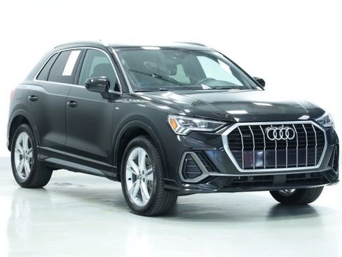 Used 2019 Audi Q3 2.0T Premium Plus image 3