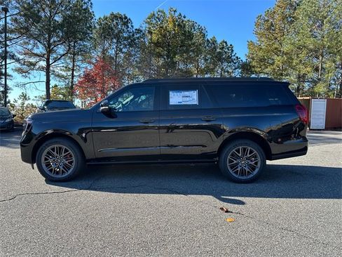 New 2025 Ford Expedition Max Platinum w/ Stealth Performance Package image 4