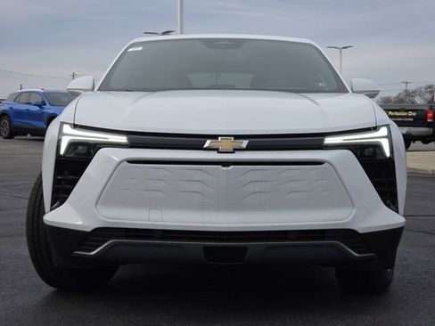 New 2025 Chevrolet Blazer EV LT image 13