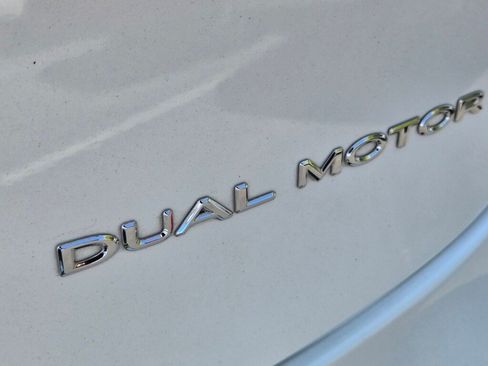 Used 2022 Tesla Model 3 Long Range AWD/4WD image 10