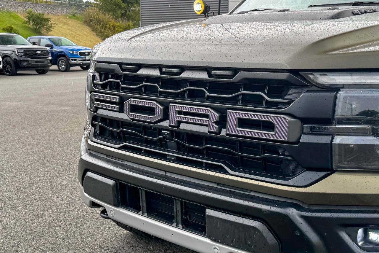 Used 2024 Ford F150 Raptor AWD/4WD image 9