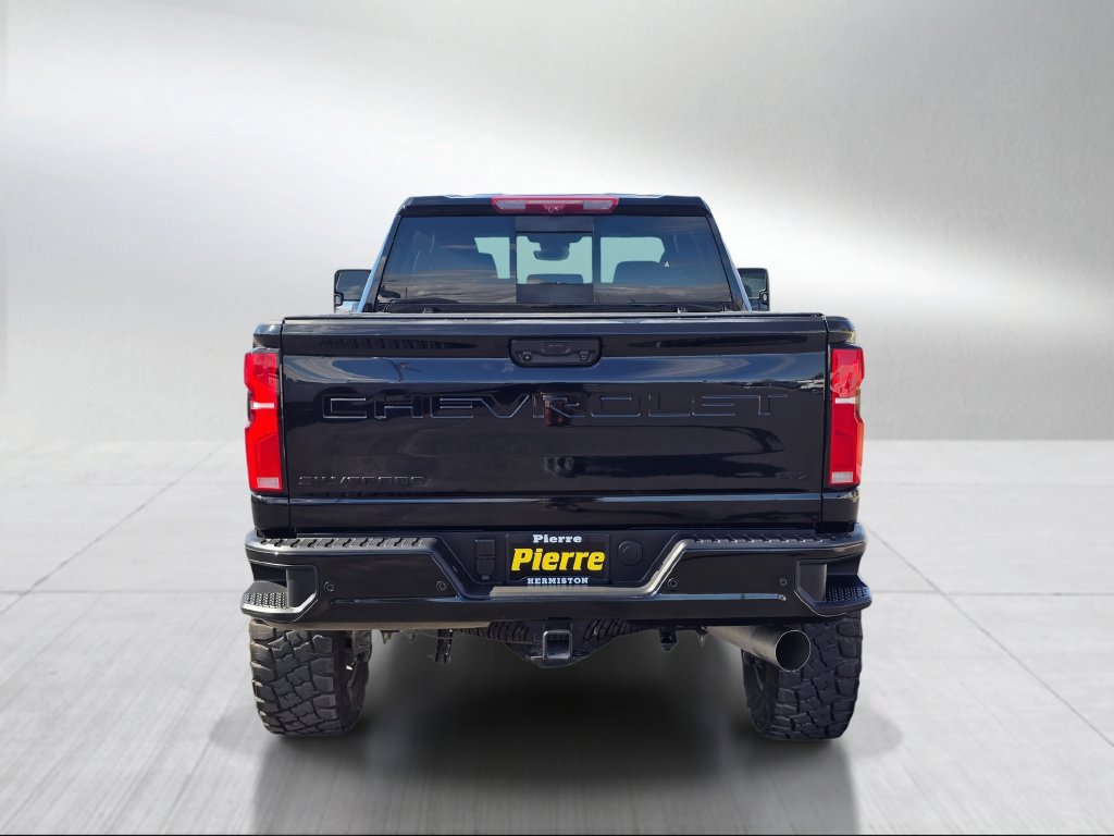 Used 2025 Chevrolet Silverado 3500 LTZ w/ Trail Boss Package AWD/4WD image 5
