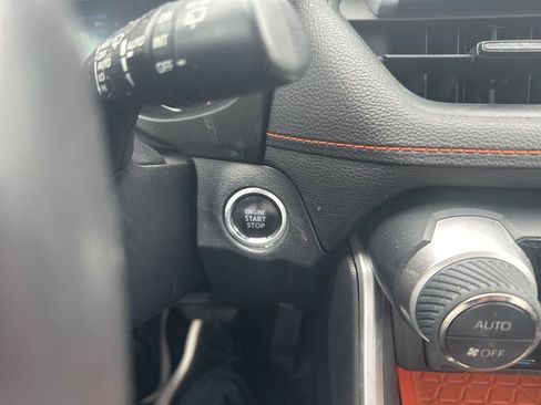 Used 2019 Toyota RAV4 Adventure w/ Cold Weather Package AWD/4WD image 17