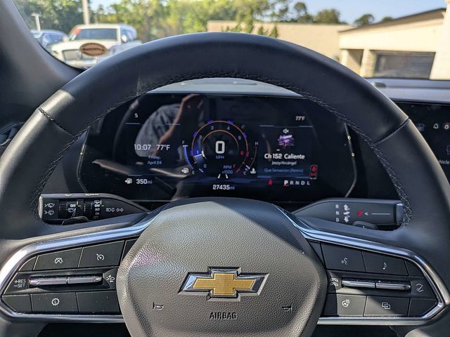 Used 2025 Chevrolet Equinox LT FWD image 29