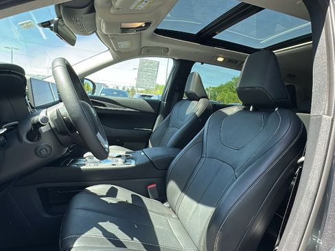 New 2025 INFINITI QX60 Luxe w/ Cargo Package image 9