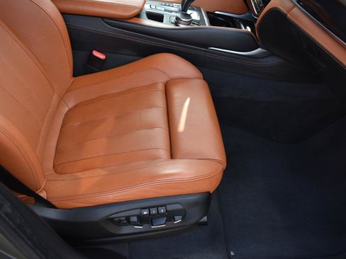 Used 2017 BMW X5 M AWD/4WD image 30