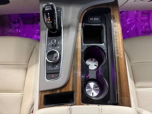 Used 2021 Cadillac Escalade Premium Luxury Platinum RWD image 11