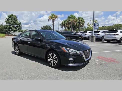 Used 2019 Nissan Altima 2.5 SV FWD image 32