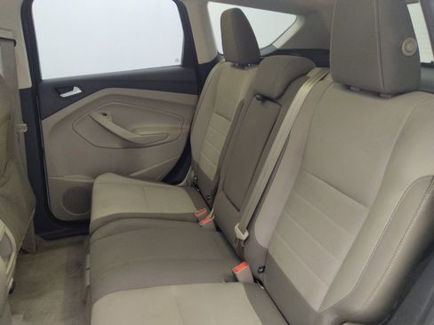 Used 2016 Ford Escape SE FWD image 18